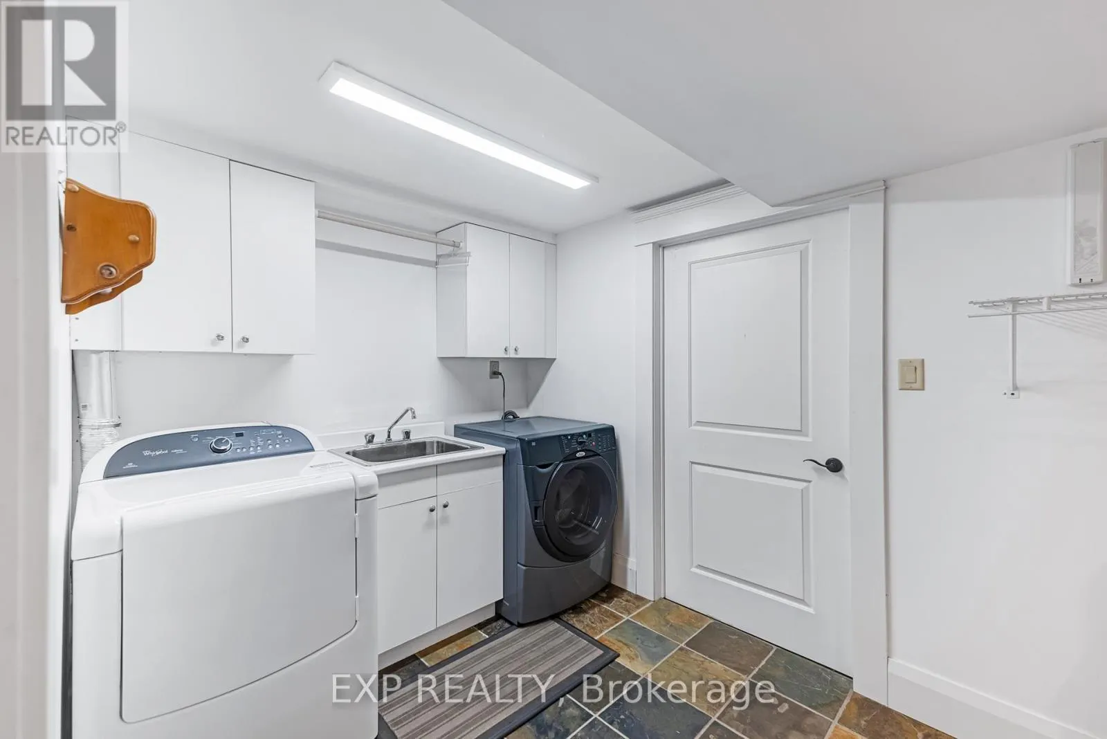 18340 BATHURST STREET