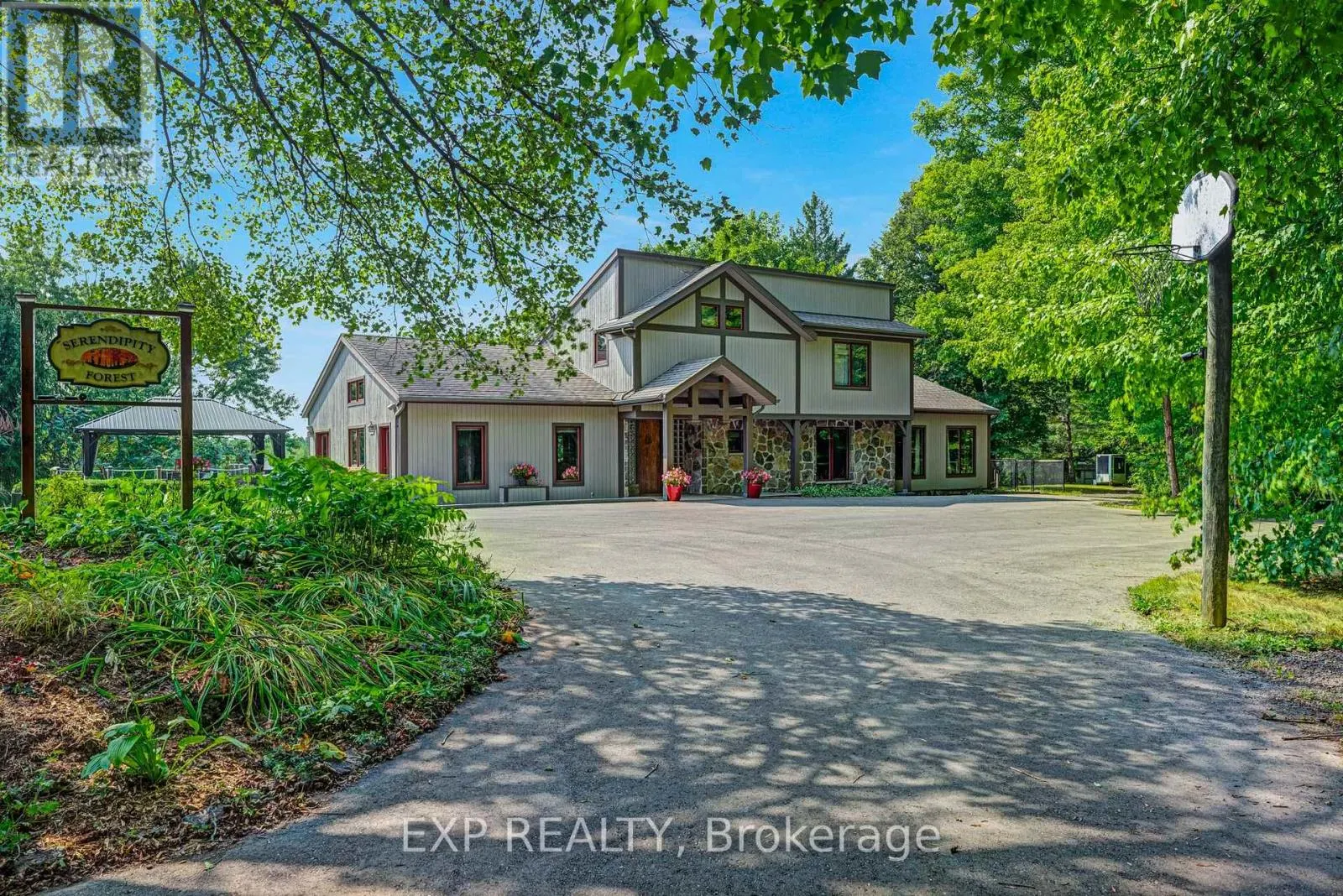 18340 BATHURST STREET