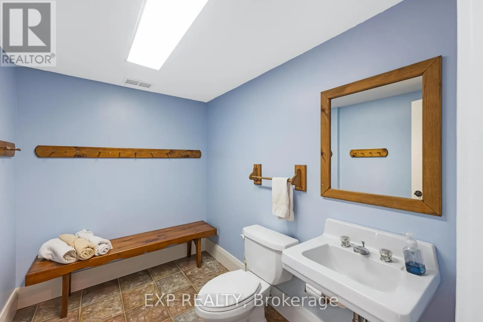 18340 BATHURST STREET