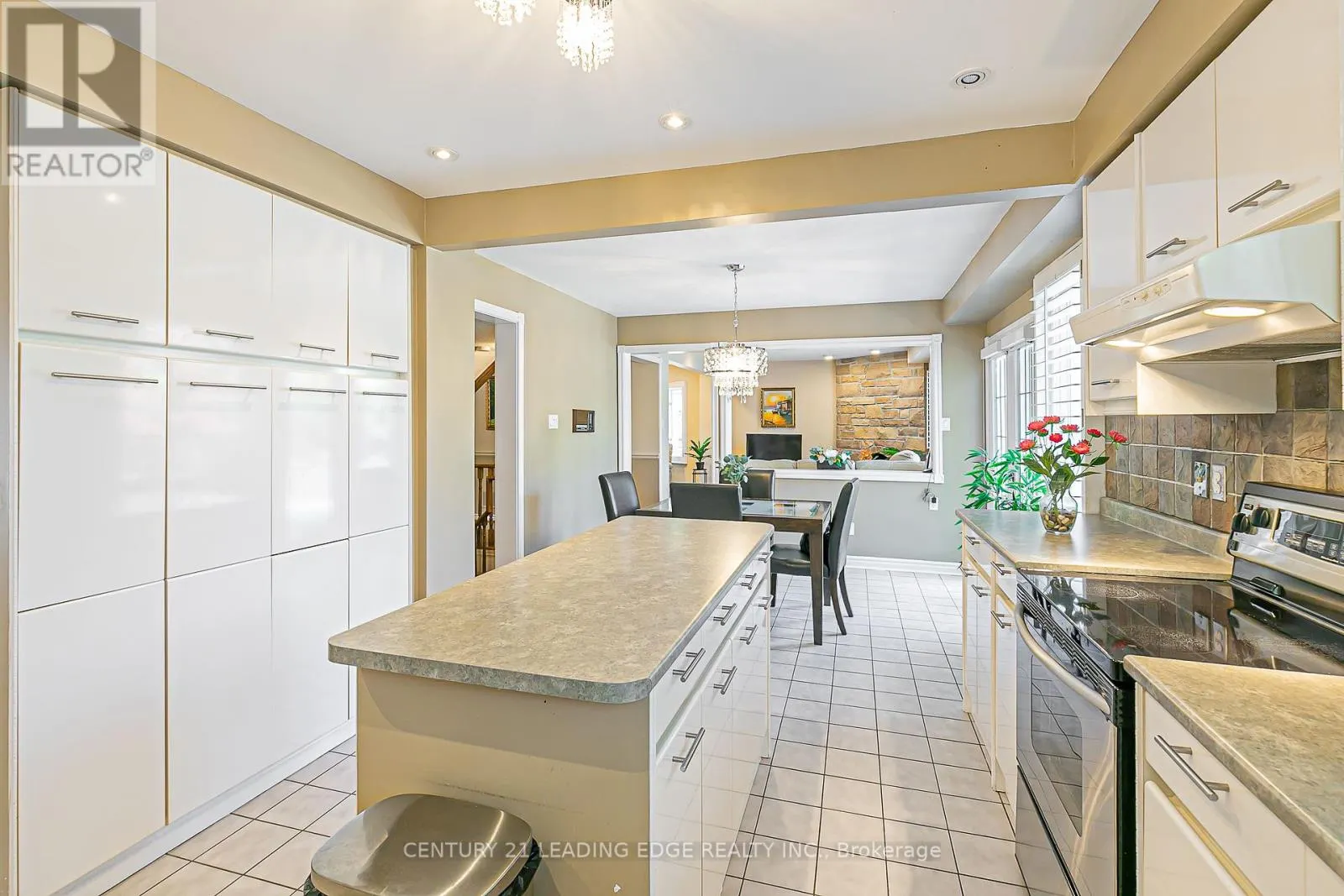 45 JOHN BUTTON BOULEVARD