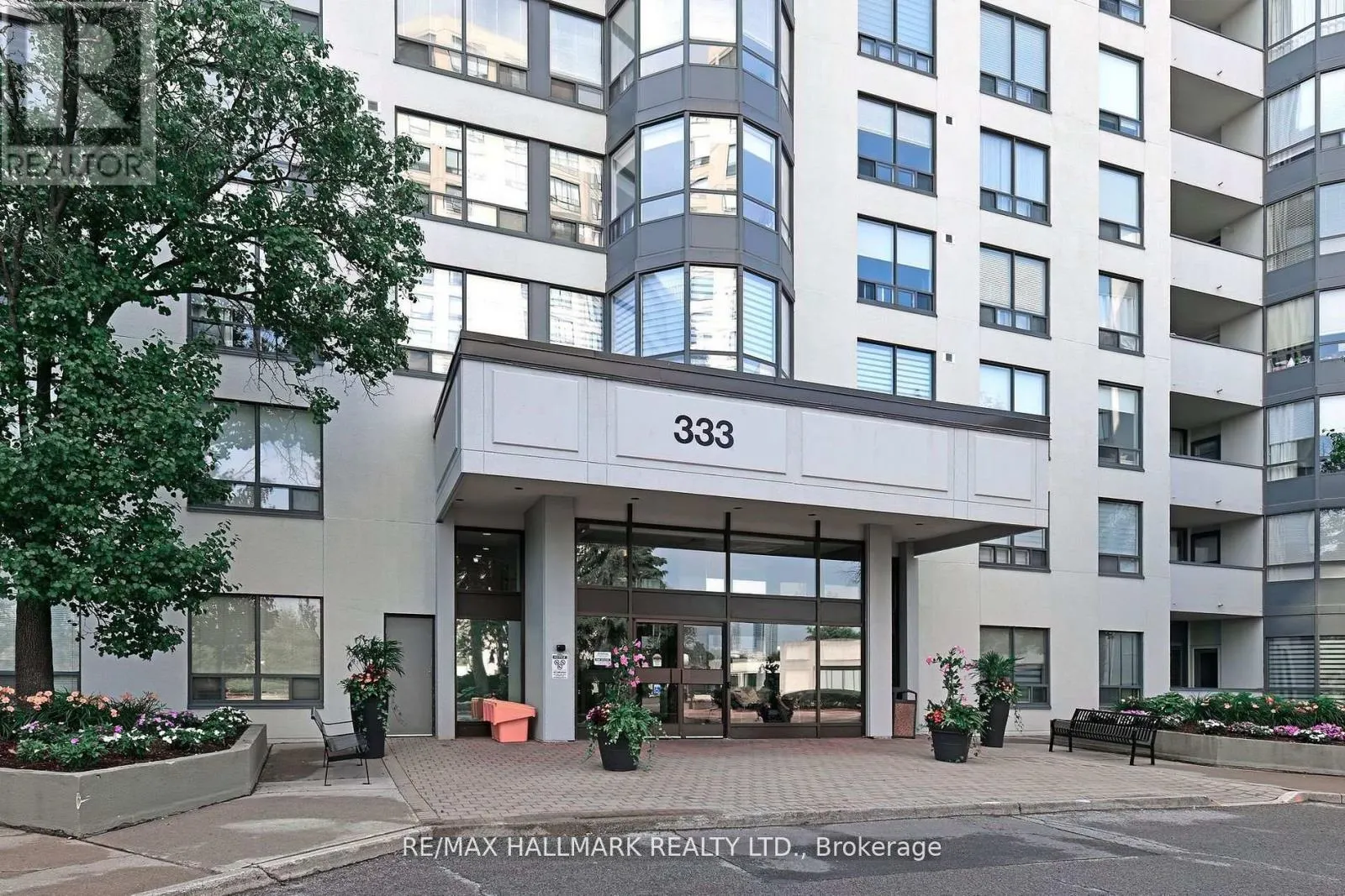 105 - 333 CLARK AVENUE