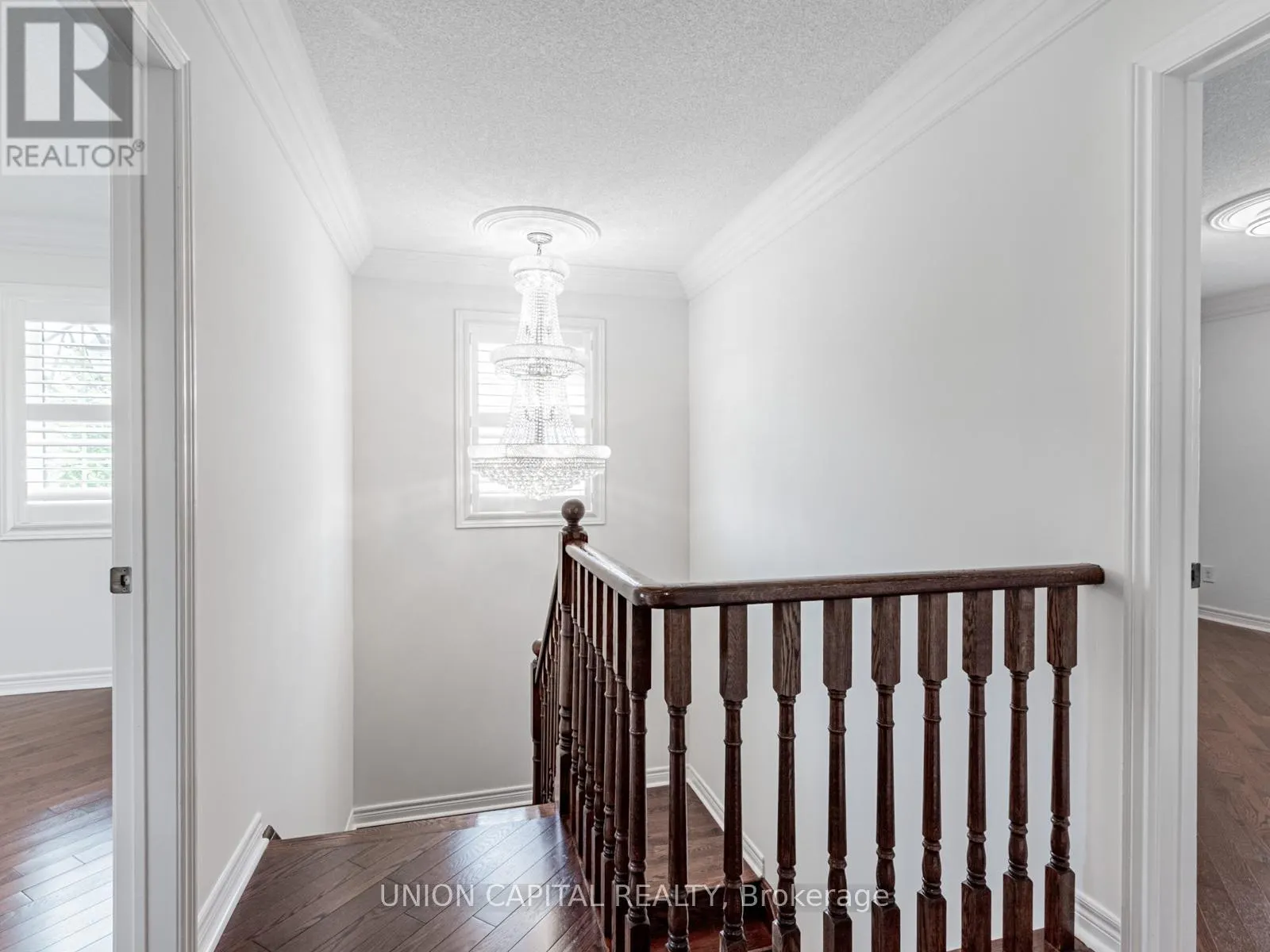 18 HONEY GLEN AVENUE