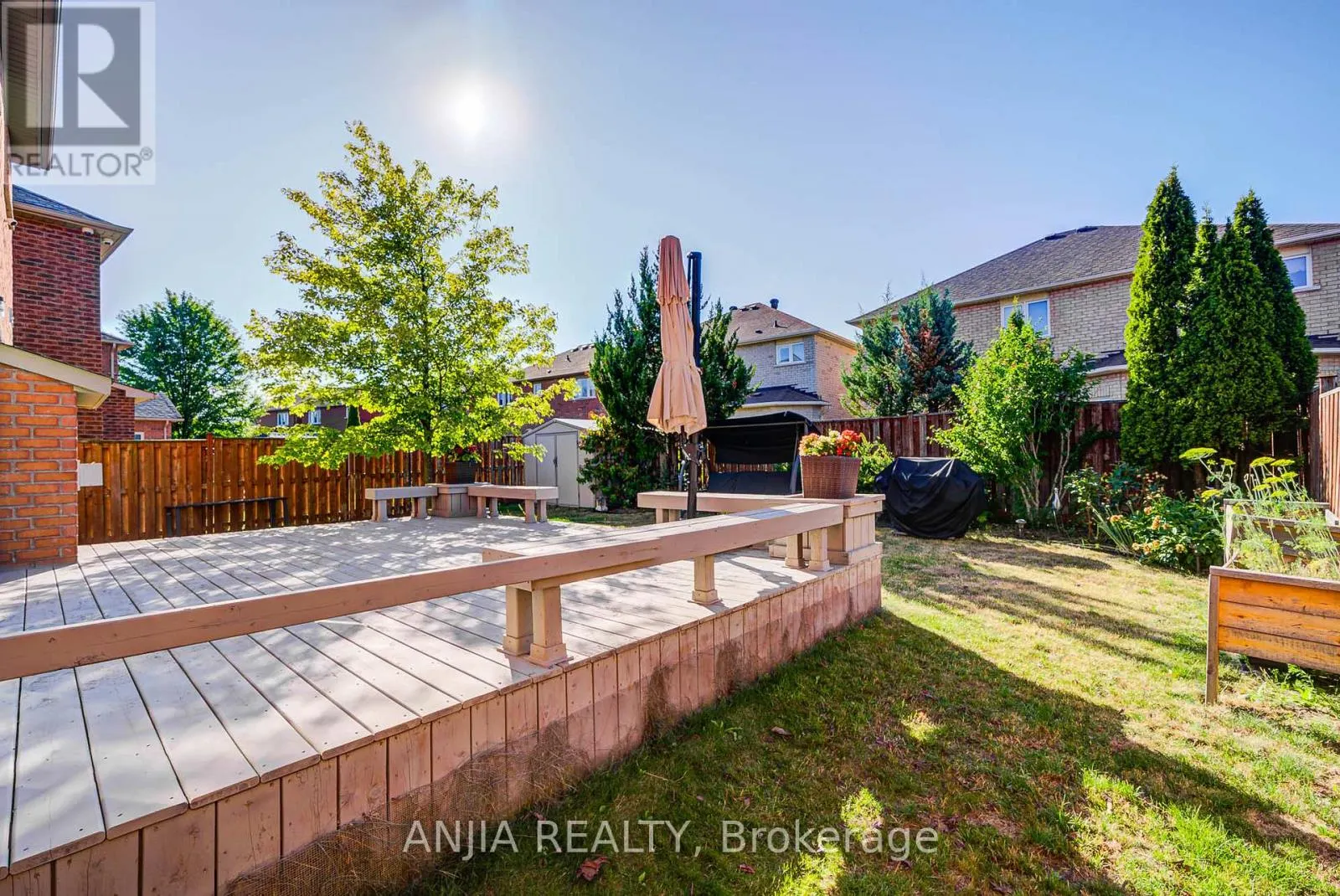 54 RAINBOW VALLEY CRESCENT
