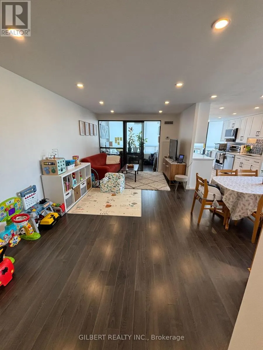 1114 - 7460 BATHURST STREET