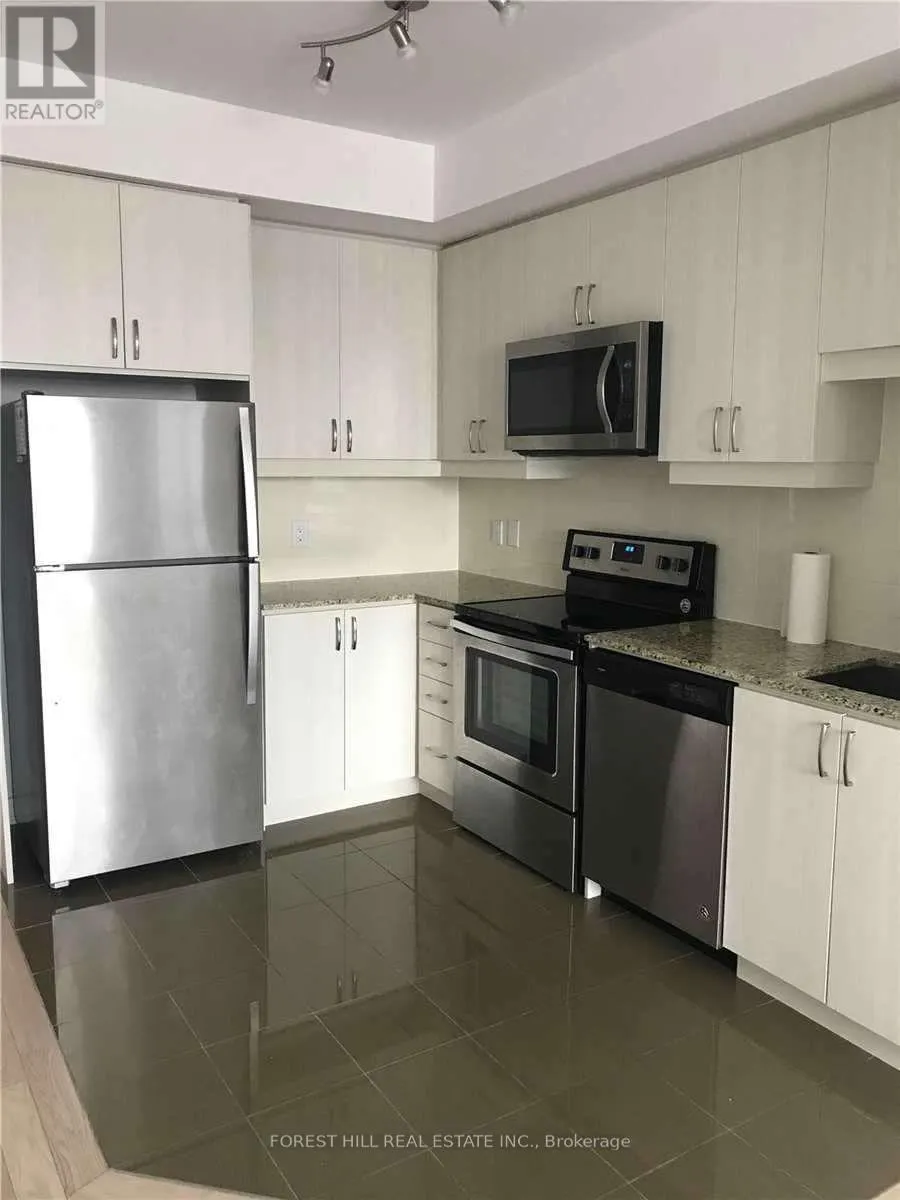 703NE - 9205 YONGE STREET