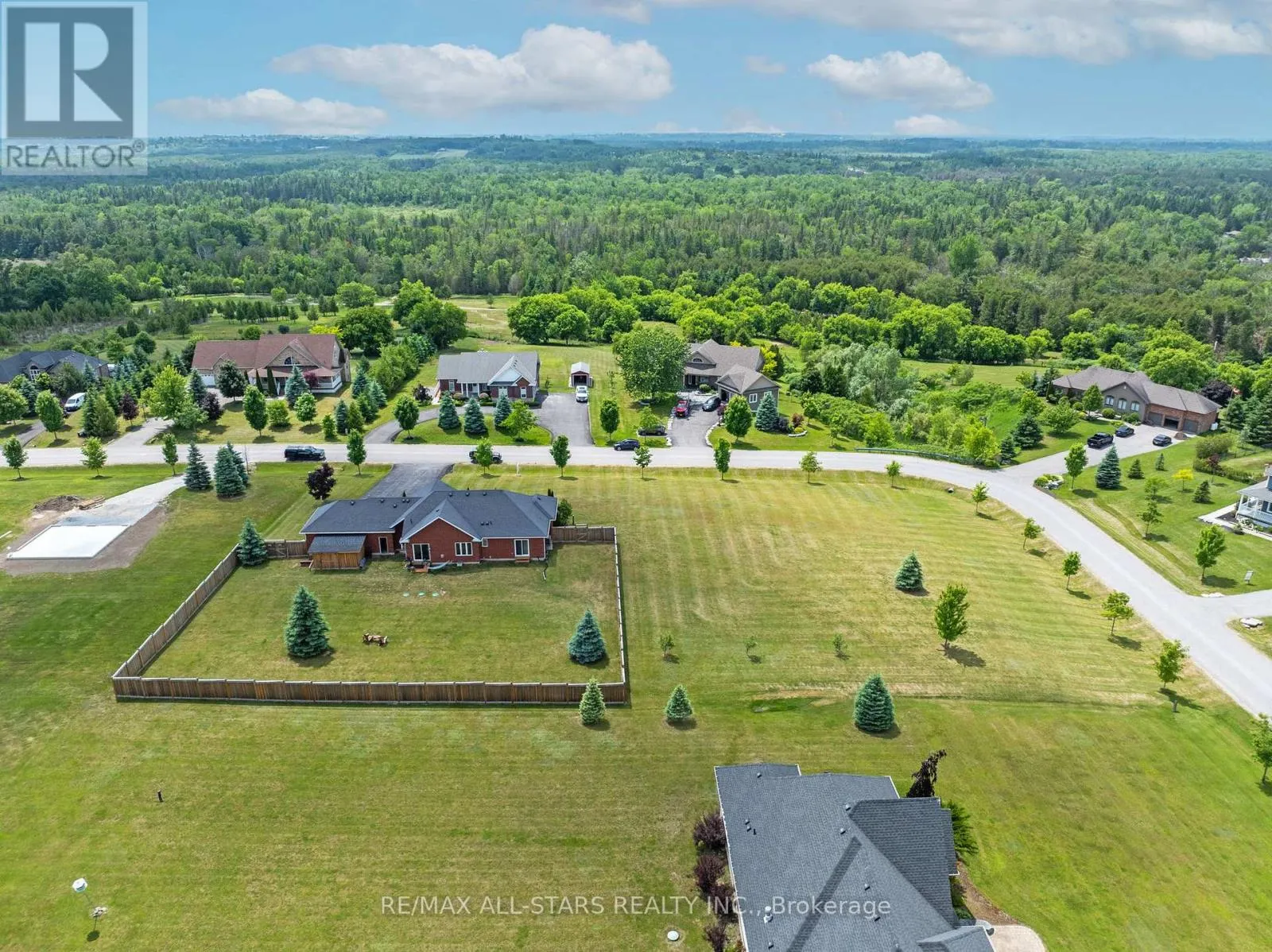 28 BAGSHAW CRESCENT