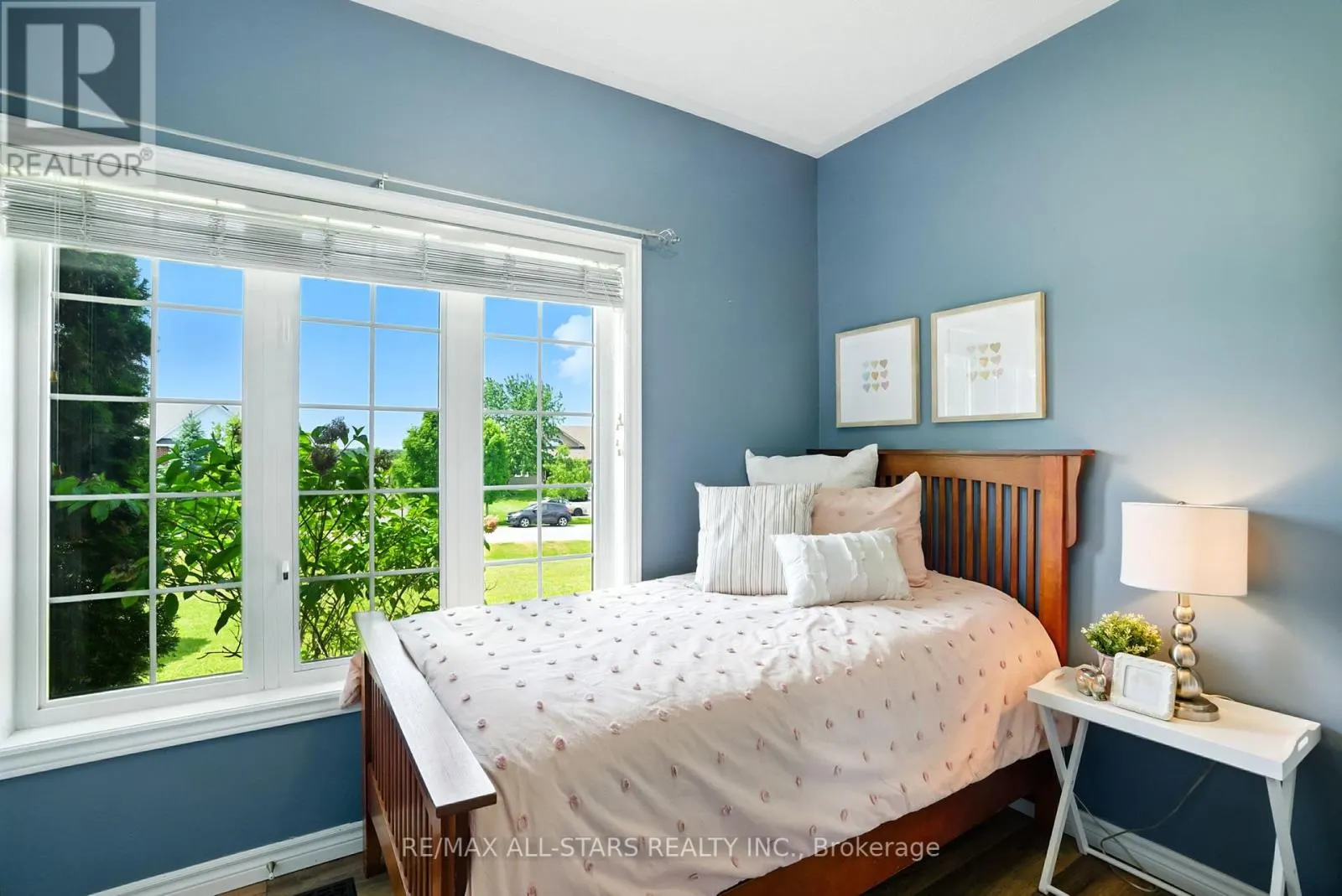 28 BAGSHAW CRESCENT