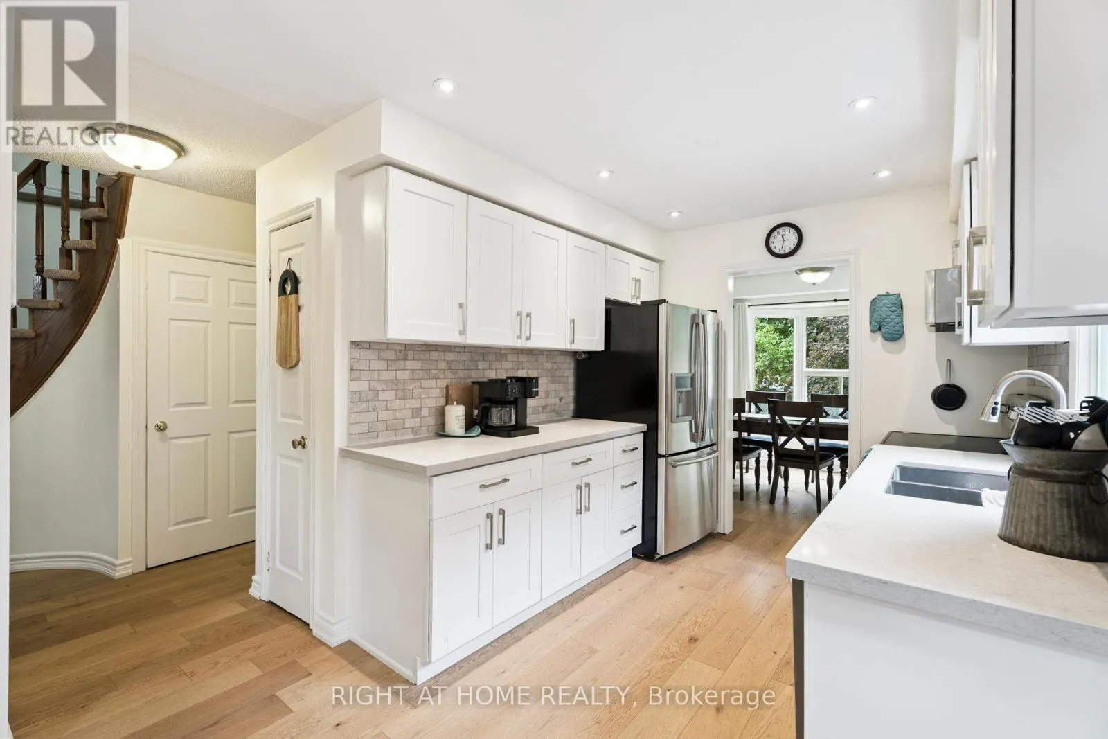 56 SUNBIRD BOULEVARD