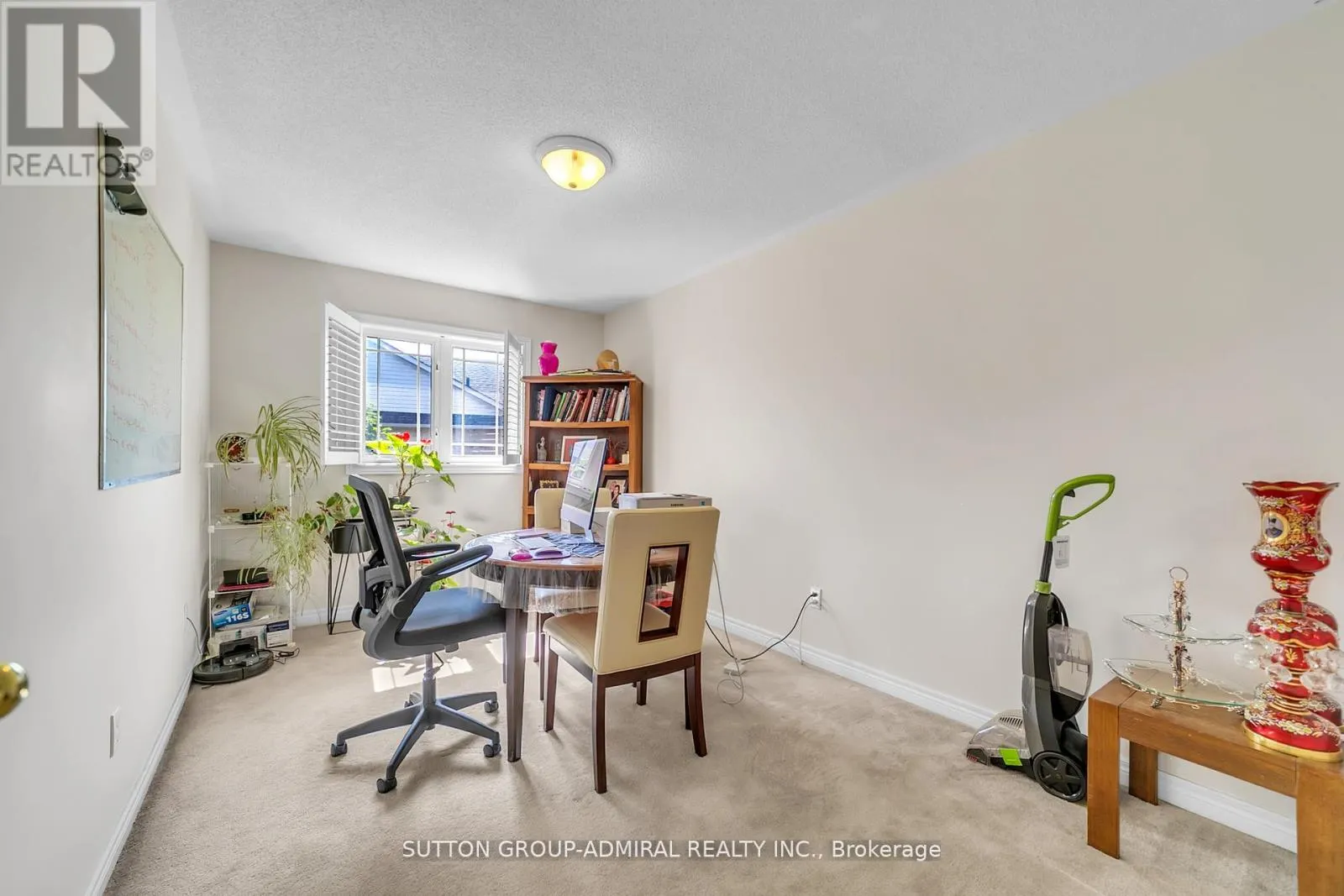 70 BLACKFOREST DRIVE