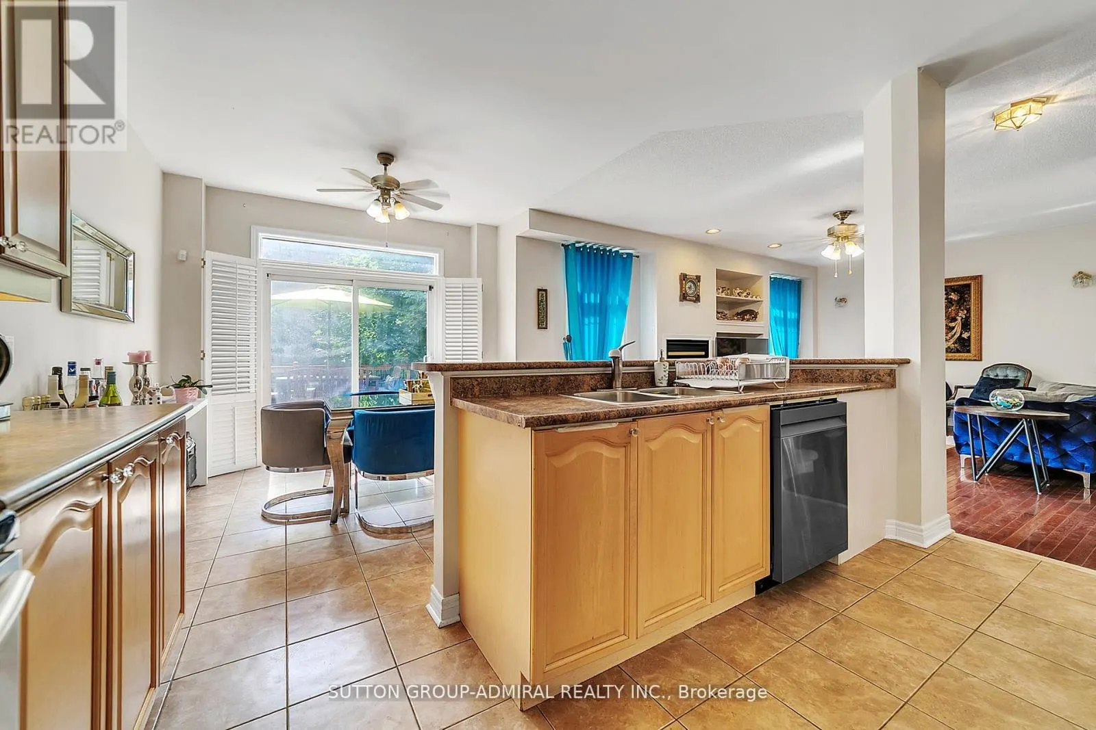70 BLACKFOREST DRIVE