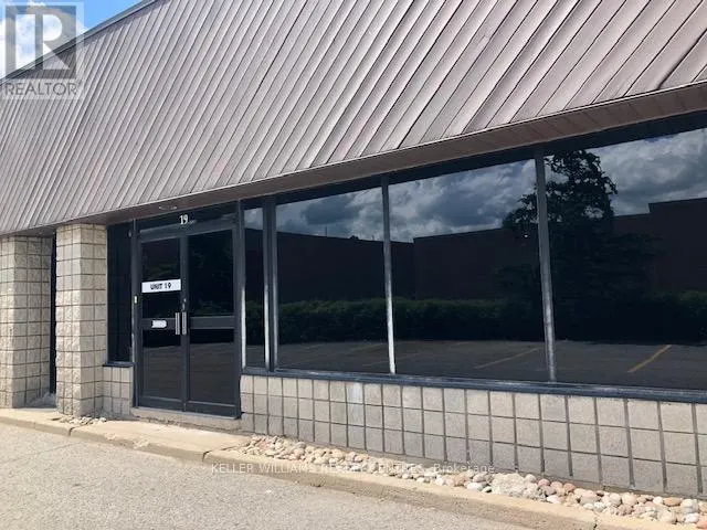 UNIT 19 - 570 HOOD ROAD