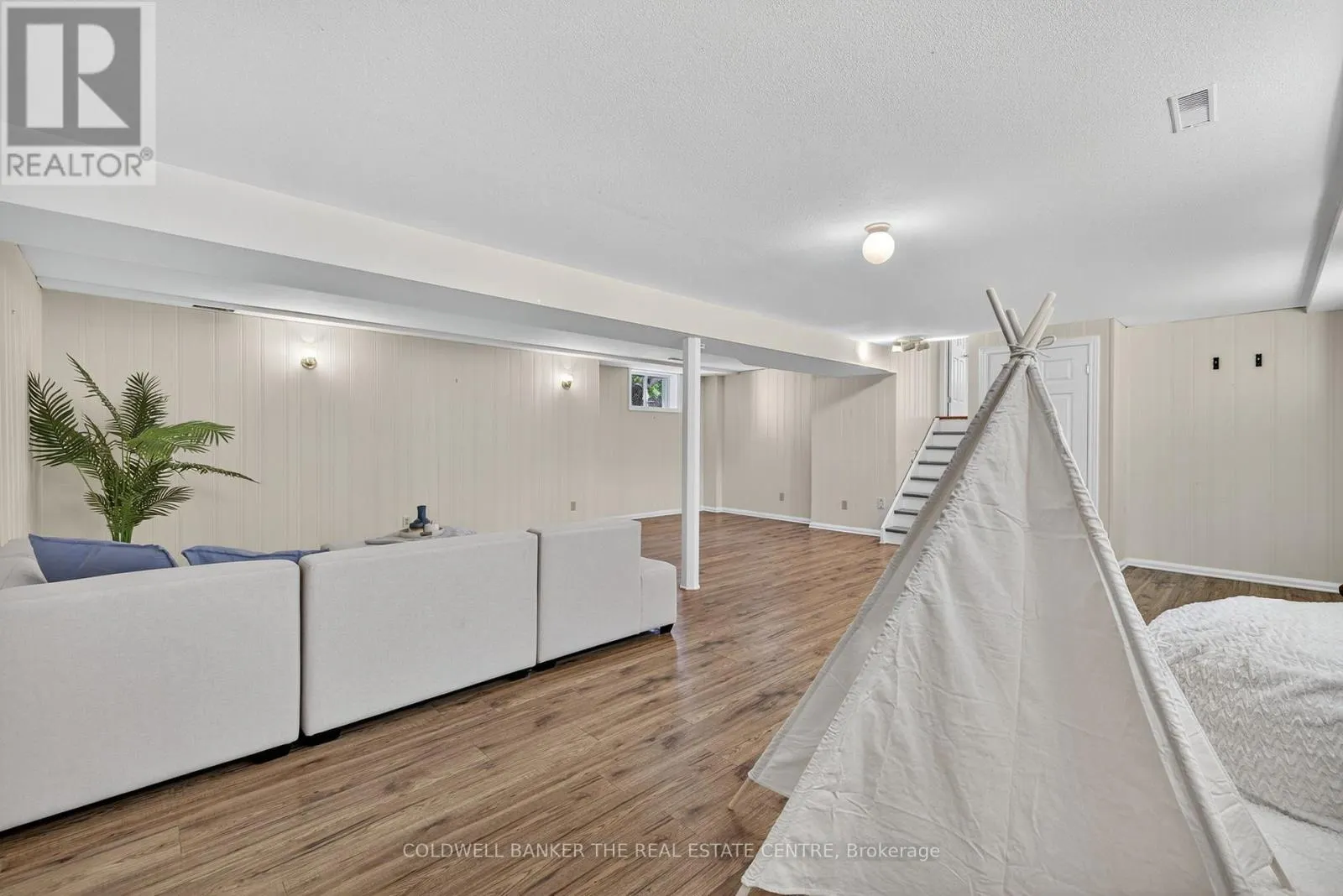 204 ALEXANDER ROAD
