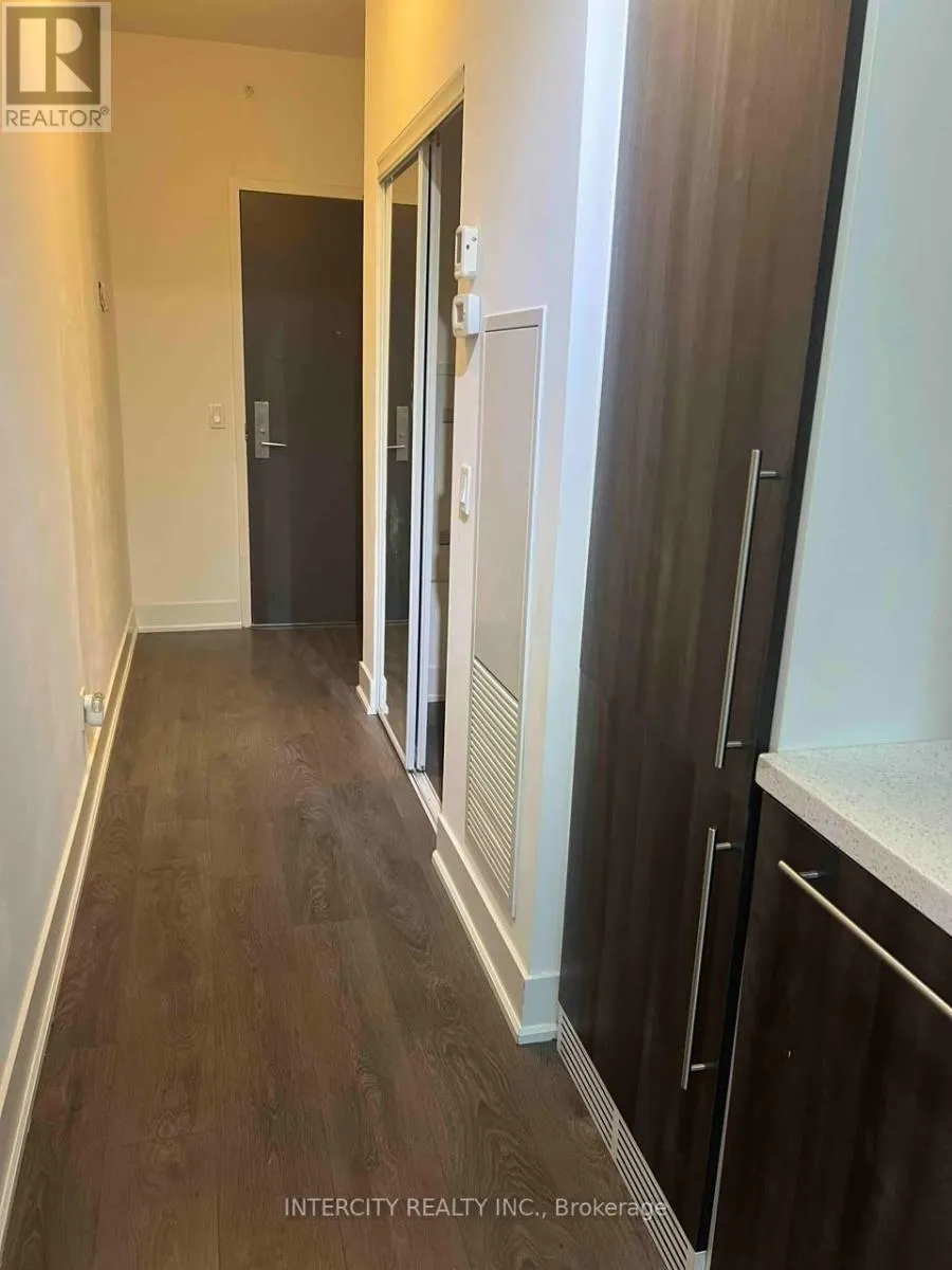 J1103 - 8081 BIRCHMOUNT ROAD