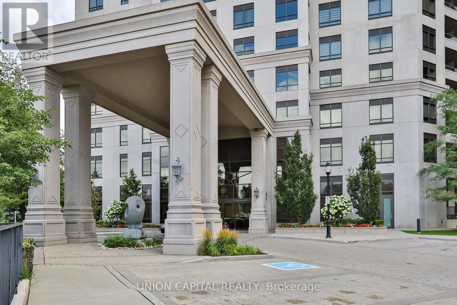 605 - 9255 JANE STREET