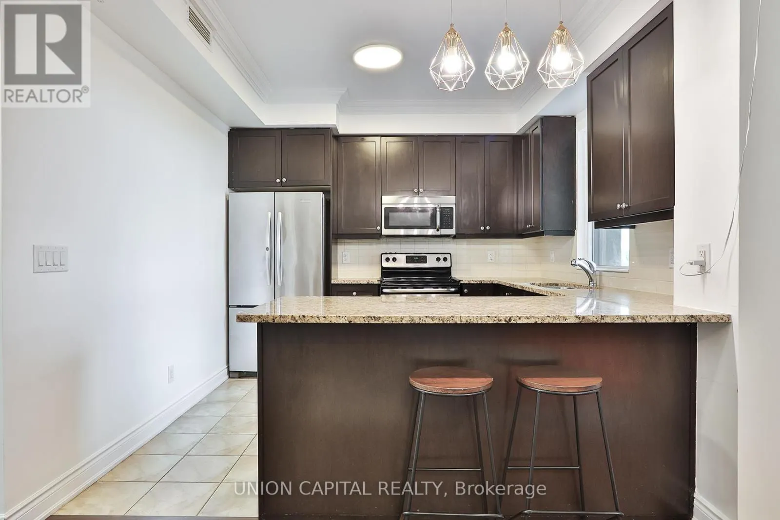 605 - 9255 JANE STREET