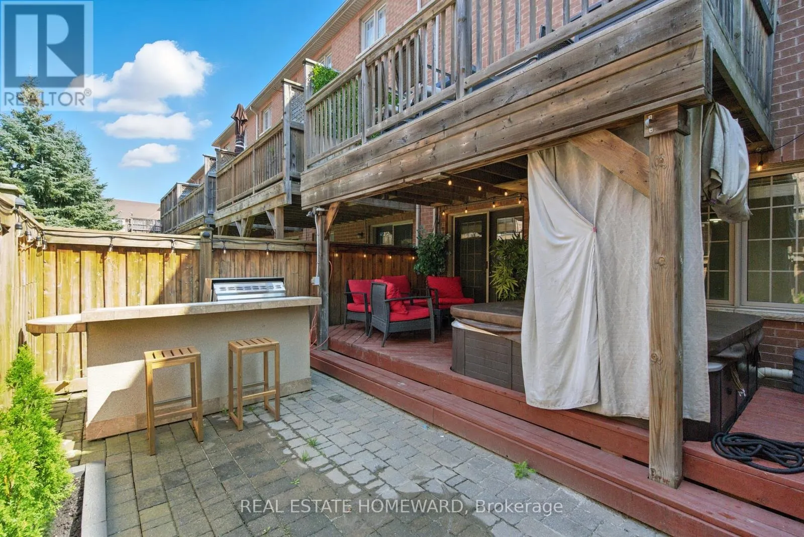 4 ISAAC DEVINS AVENUE