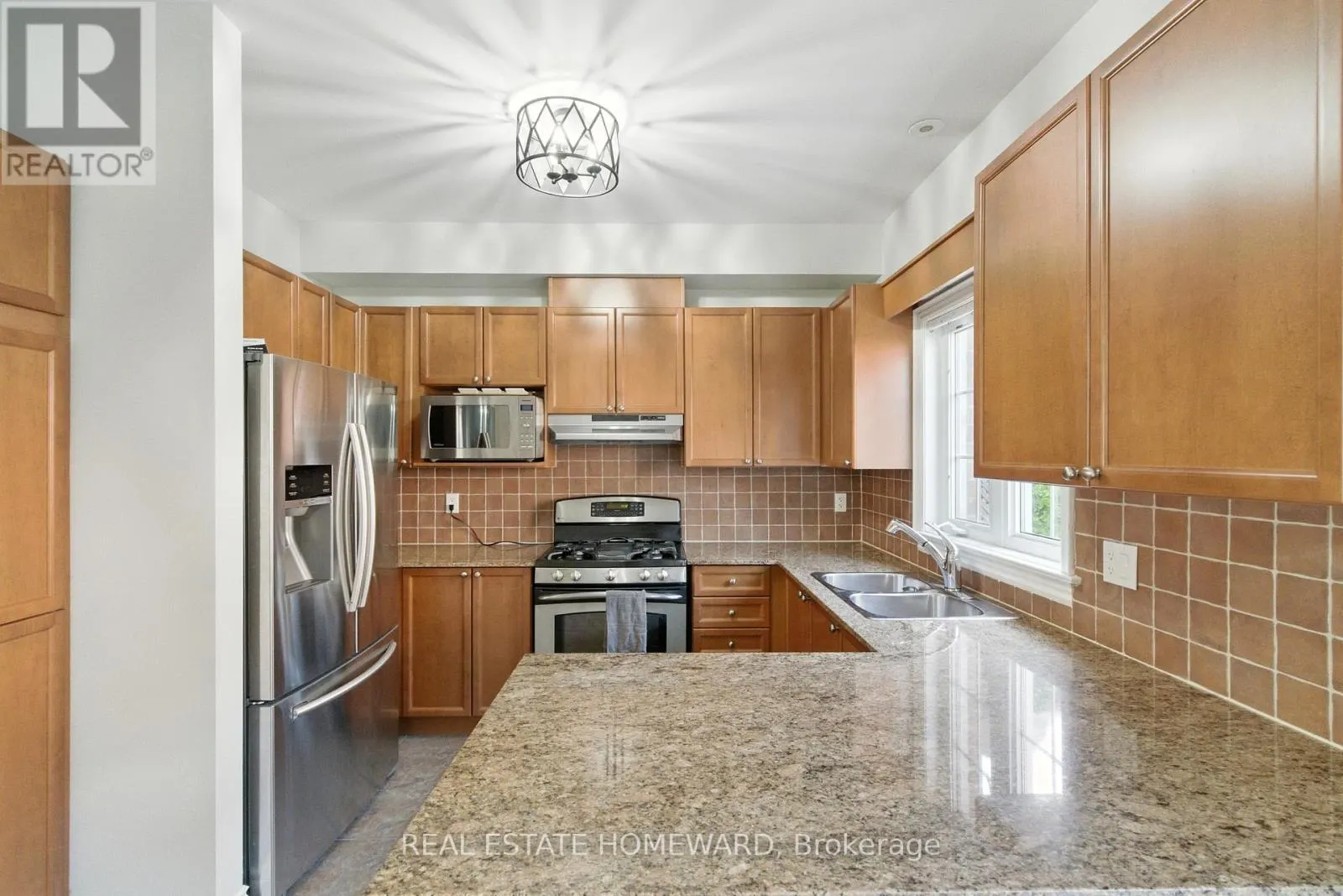4 ISAAC DEVINS AVENUE