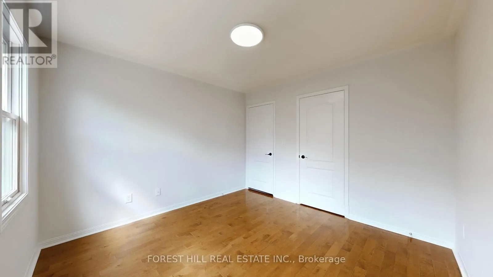 4 LIONHEART LANE