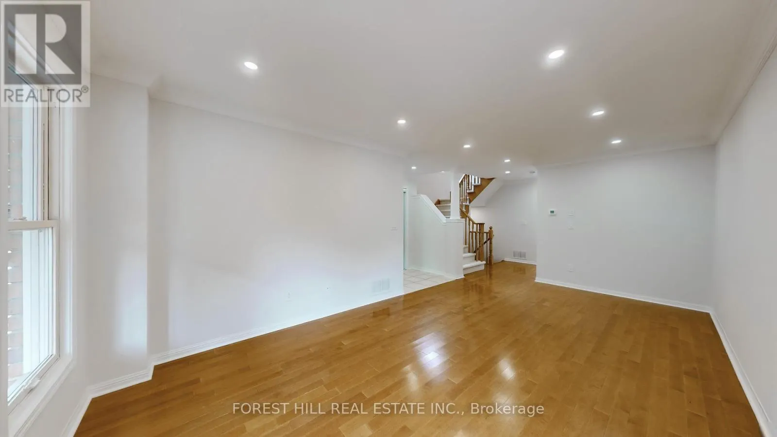 4 LIONHEART LANE