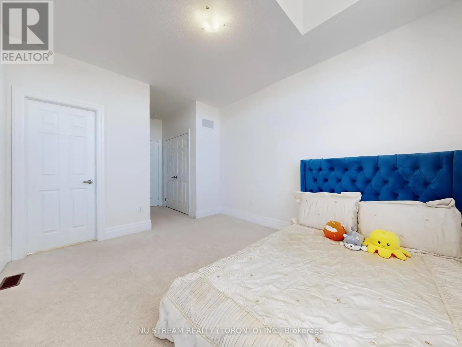 2 PIETROWSKI DRIVE