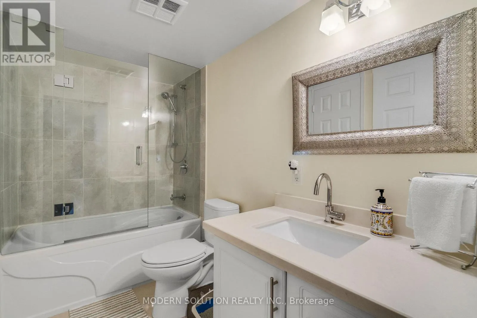102 - 250 PINE GROVE DRIVE