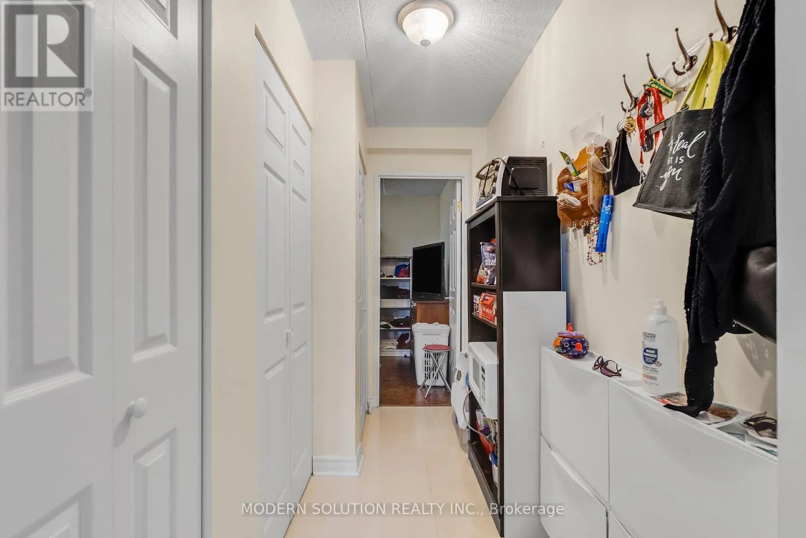 102 - 250 PINE GROVE DRIVE
