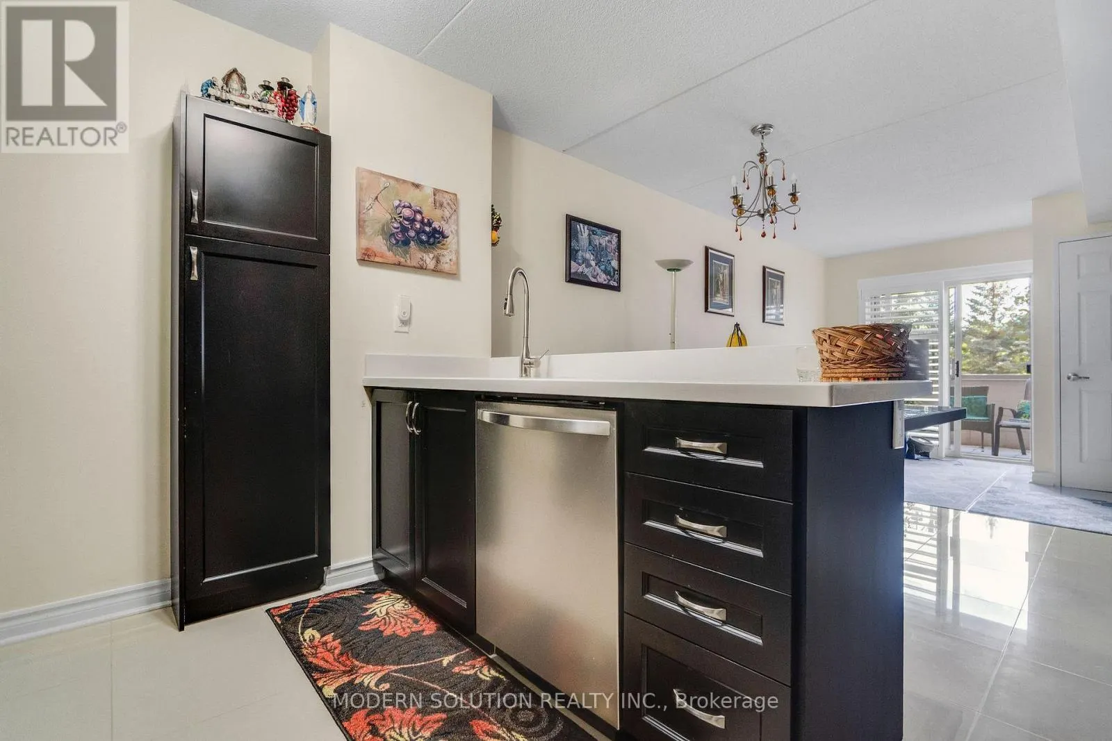 102 - 250 PINE GROVE DRIVE