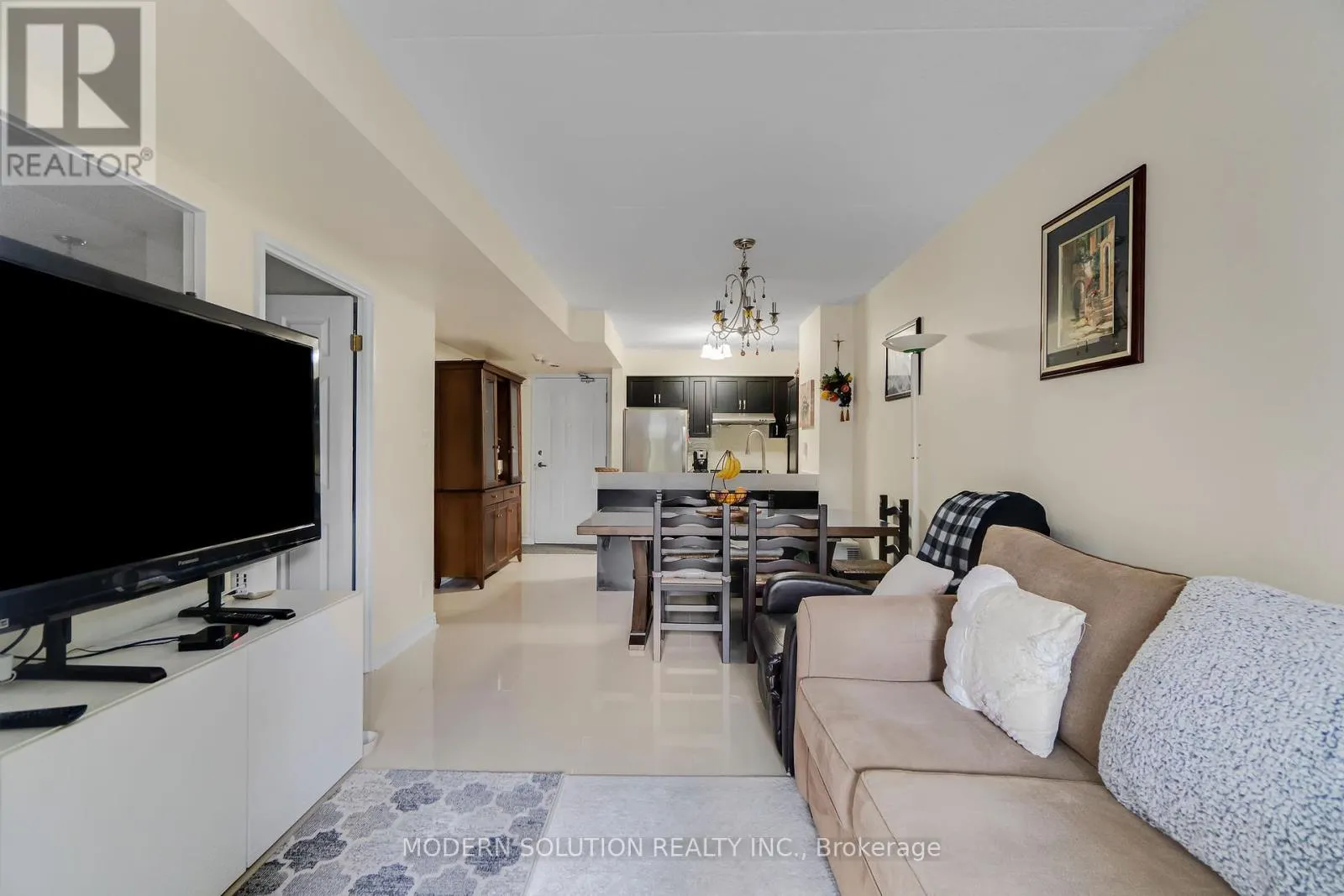 102 - 250 PINE GROVE DRIVE