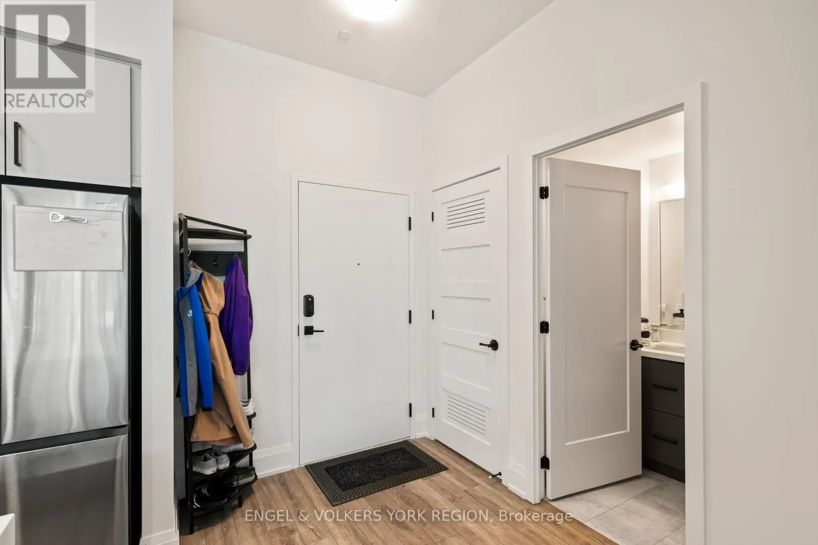 128 - 415 SEA RAY AVENUE