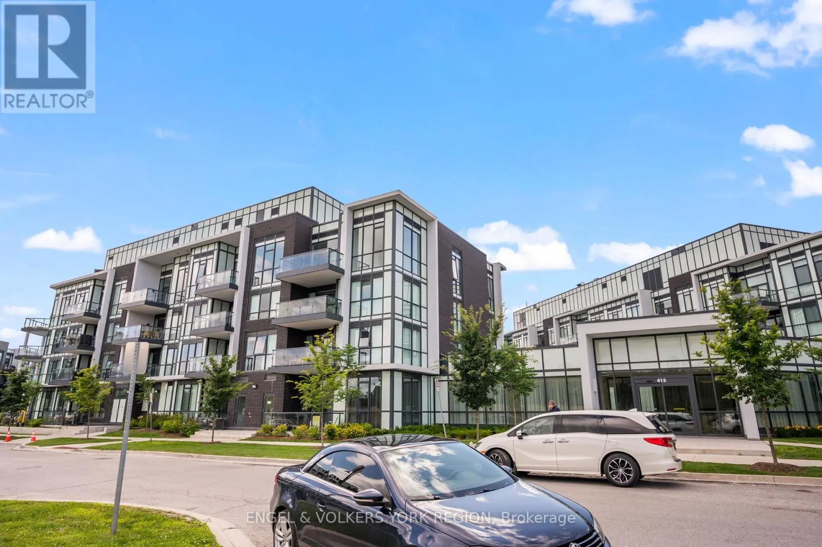 128 - 415 SEA RAY AVENUE