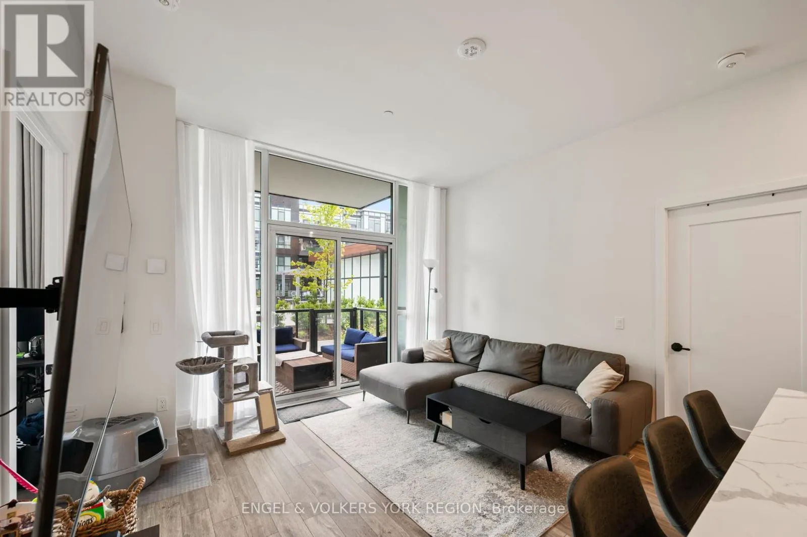 128 - 415 SEA RAY AVENUE