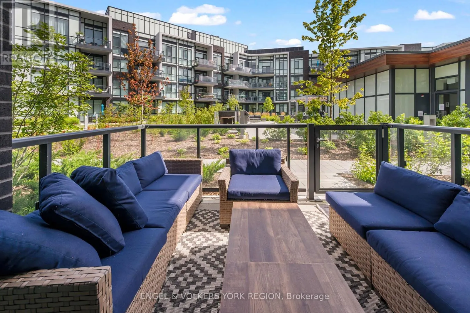 128 - 415 SEA RAY AVENUE