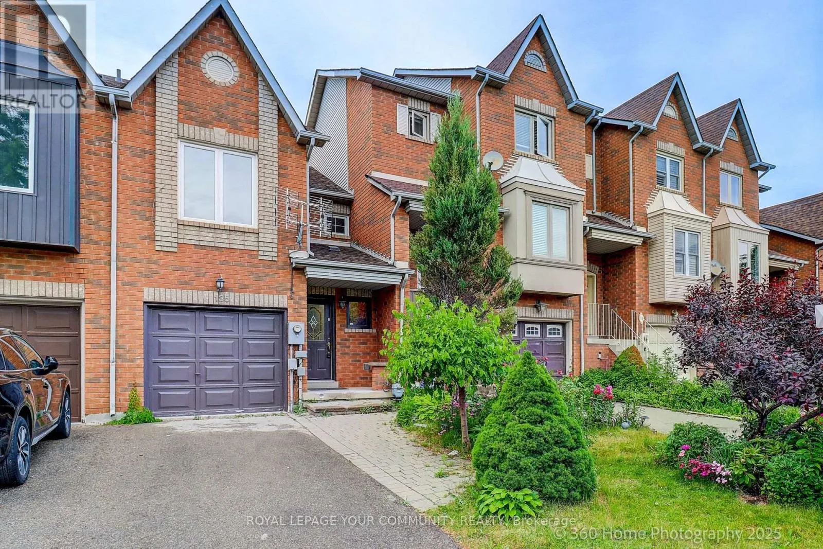 135 KELSO CRESCENT