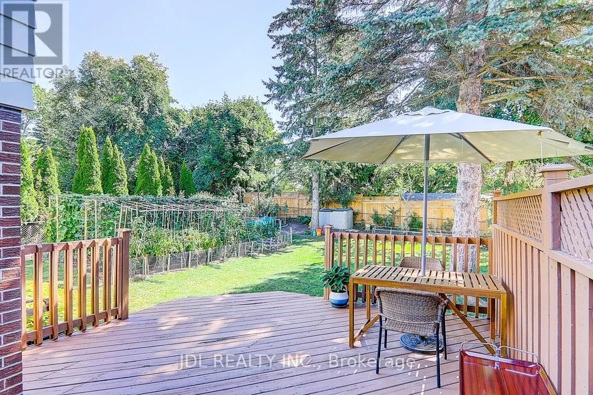 7 SHADY LANE CRESCENT