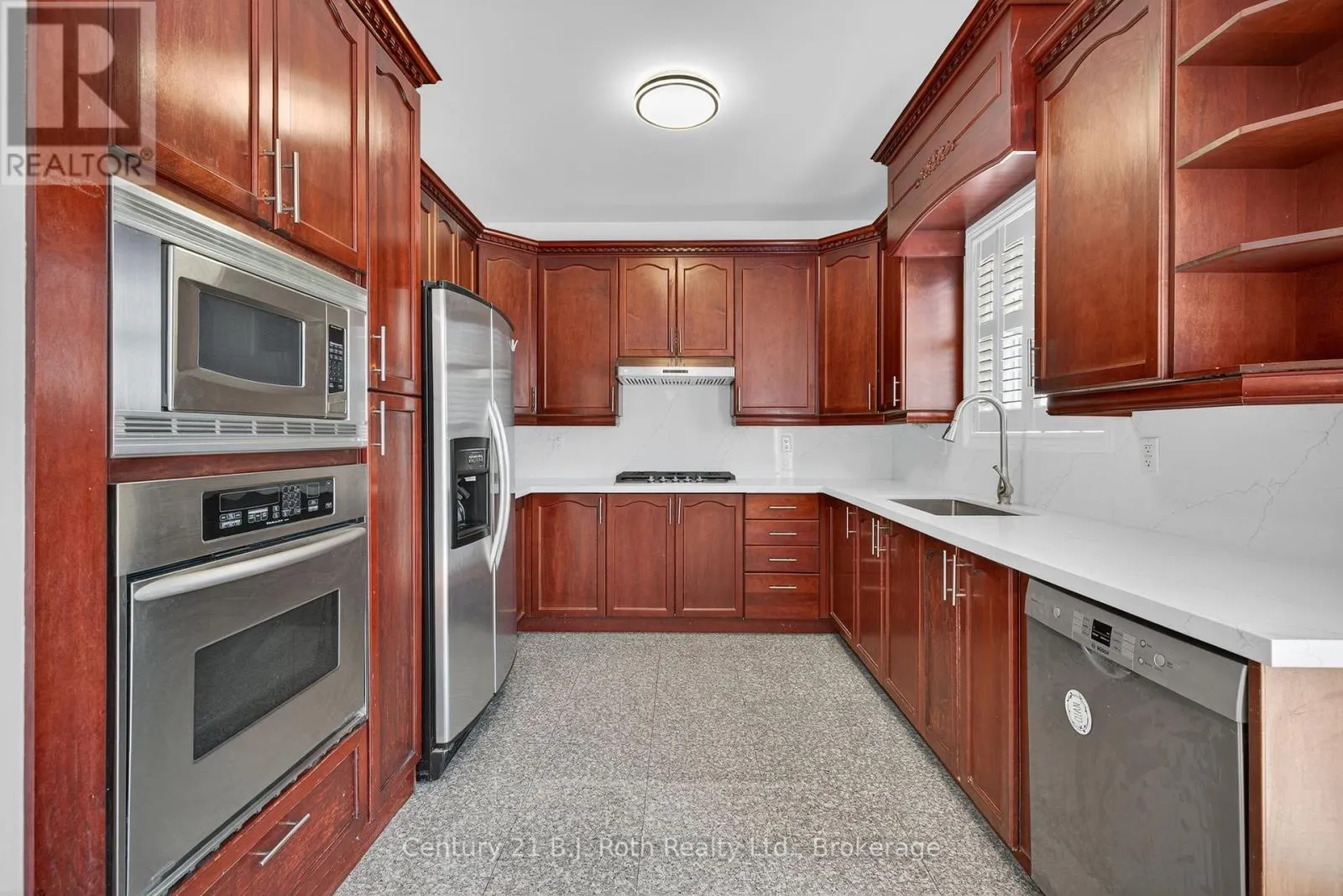 94 DESTINO CRESCENT