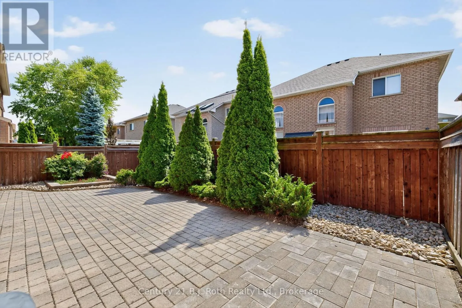94 DESTINO CRESCENT