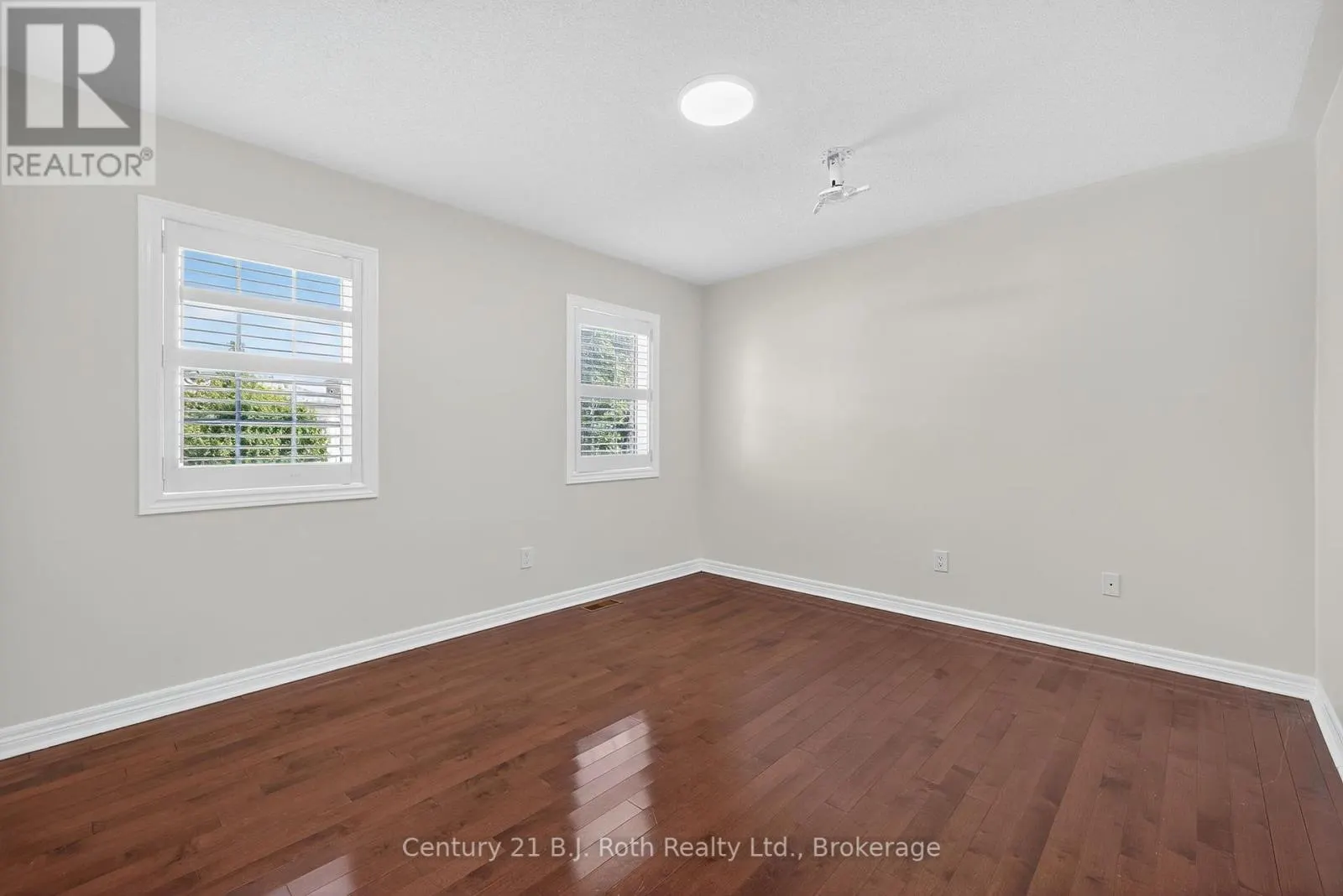 94 DESTINO CRESCENT