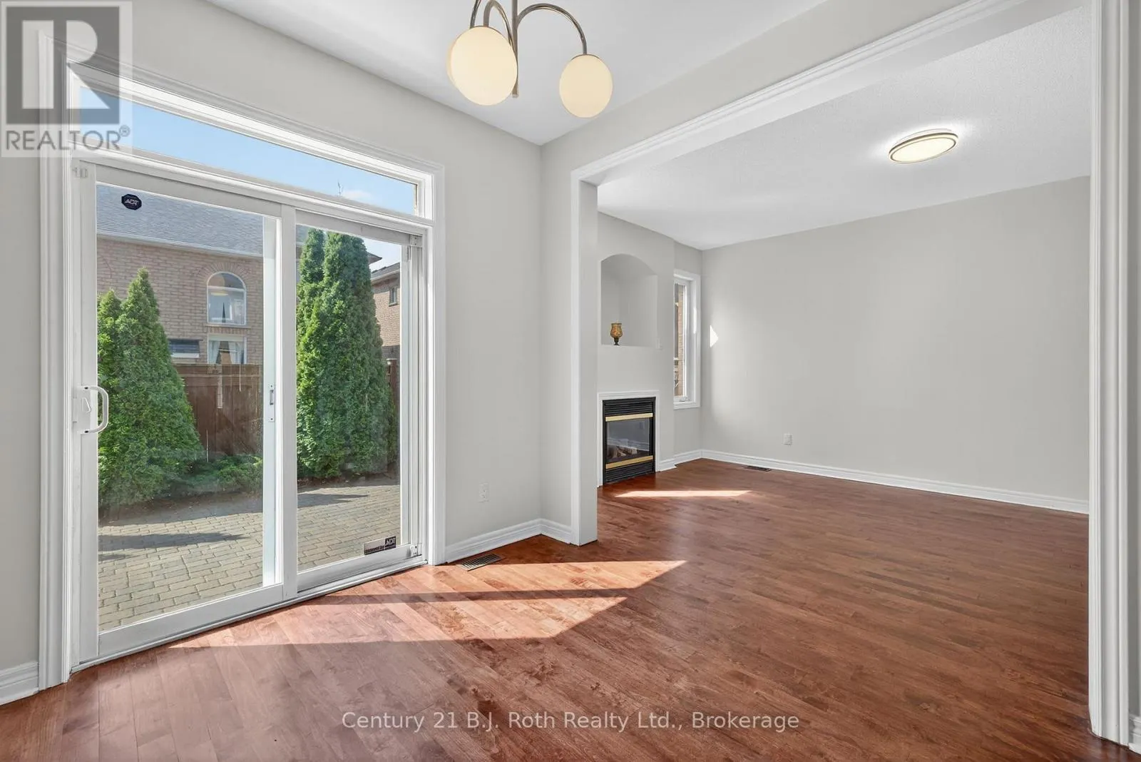 94 DESTINO CRESCENT