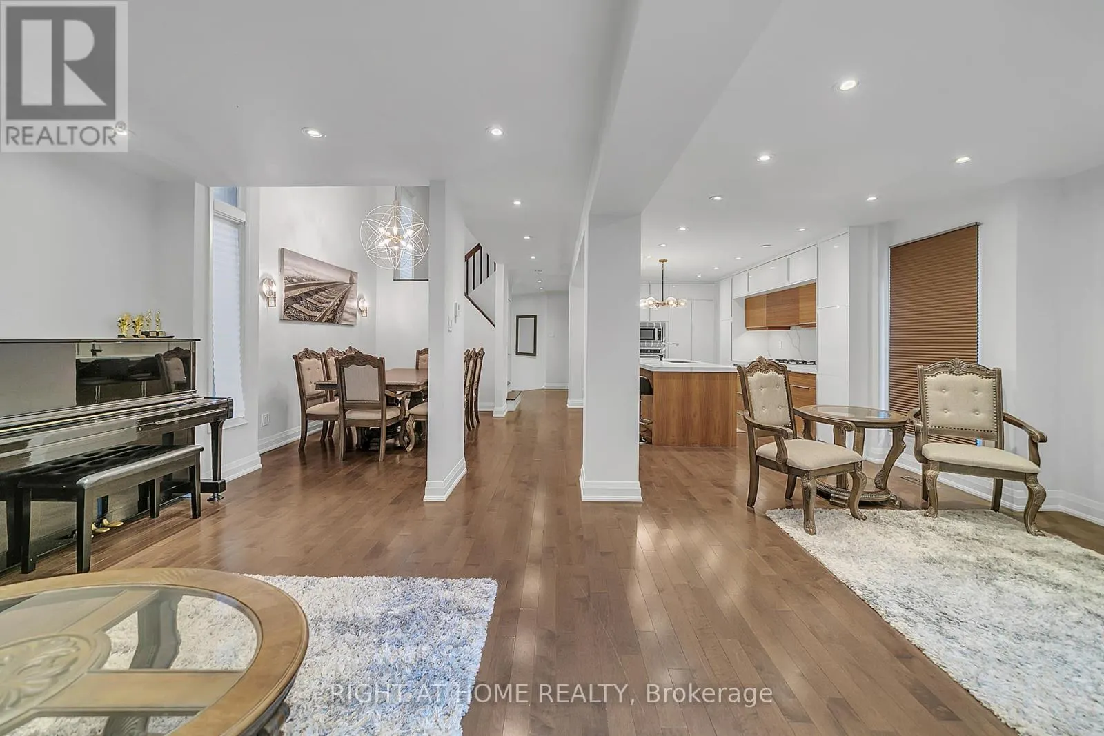302 MULLEN DRIVE