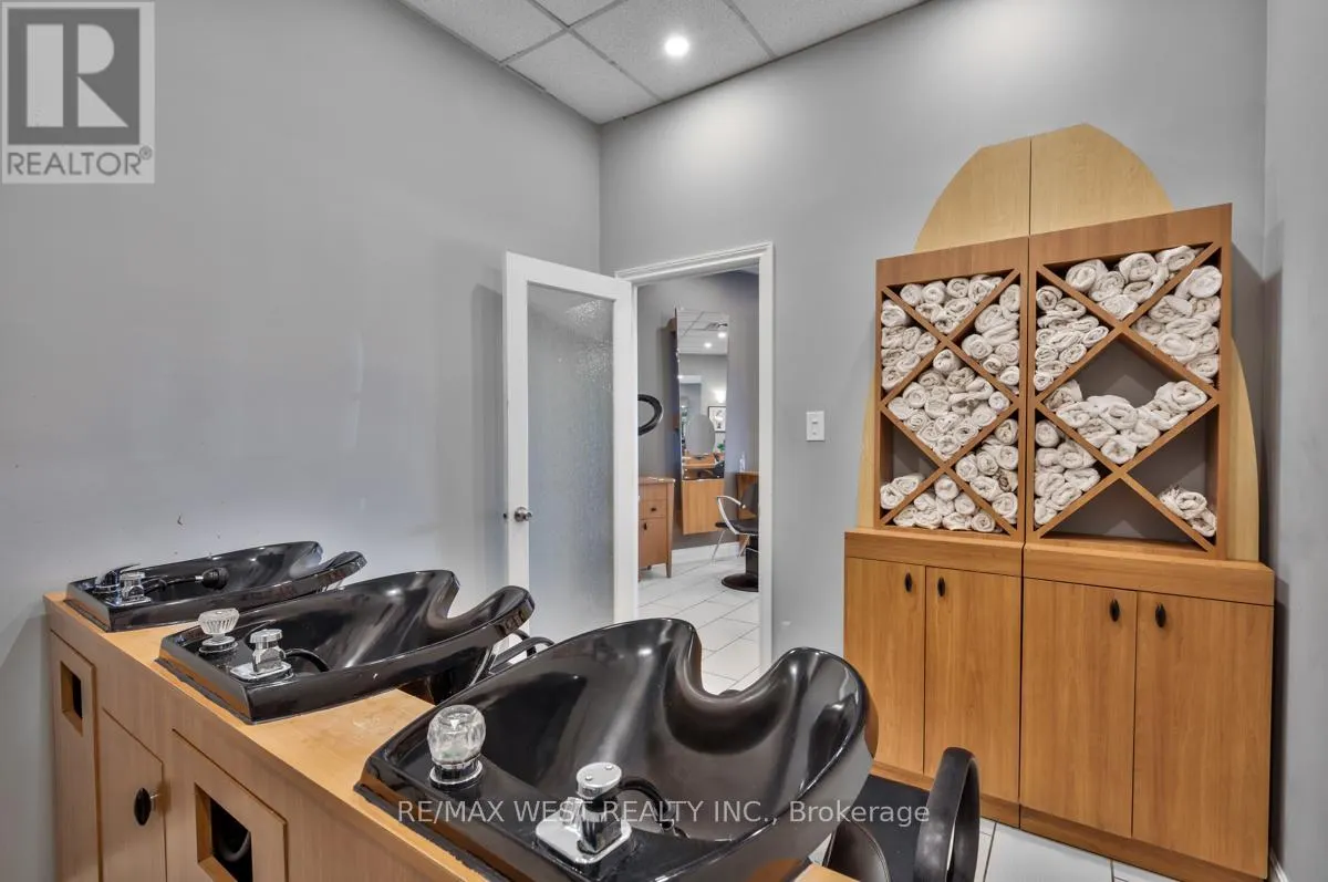 7A - 1065 DAVIS DRIVE