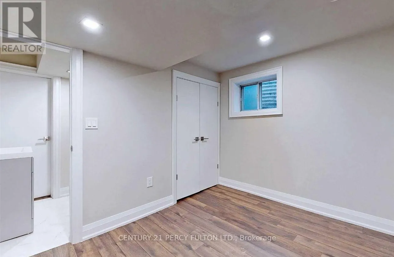 BSMT - 64 ROYAL ORCHARD BOULEVARD