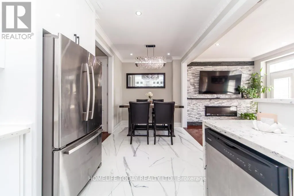 238 WARDLAW PLACE