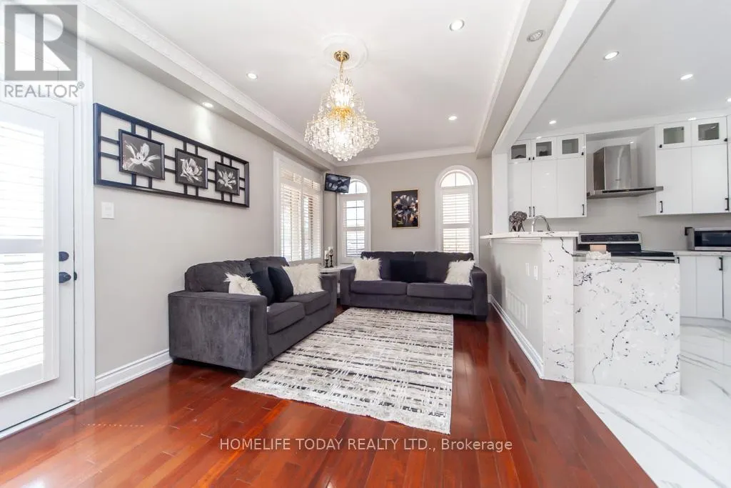 238 WARDLAW PLACE
