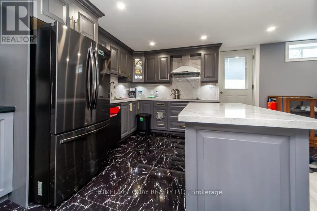 238 WARDLAW PLACE