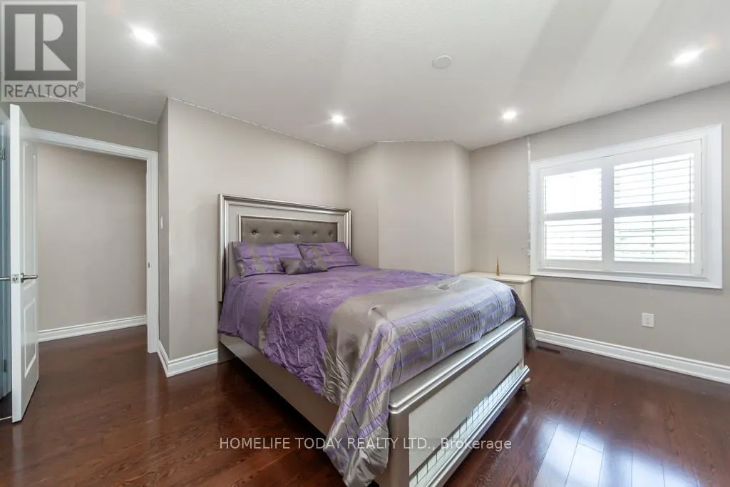 238 WARDLAW PLACE