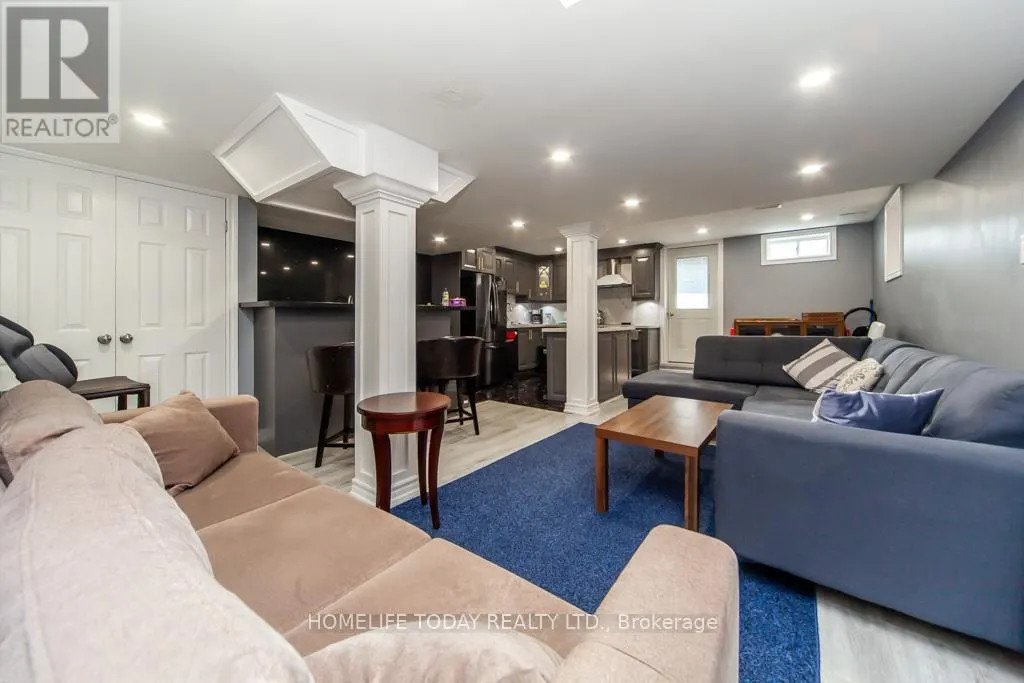 238 WARDLAW PLACE