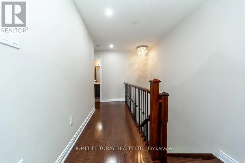 238 WARDLAW PLACE