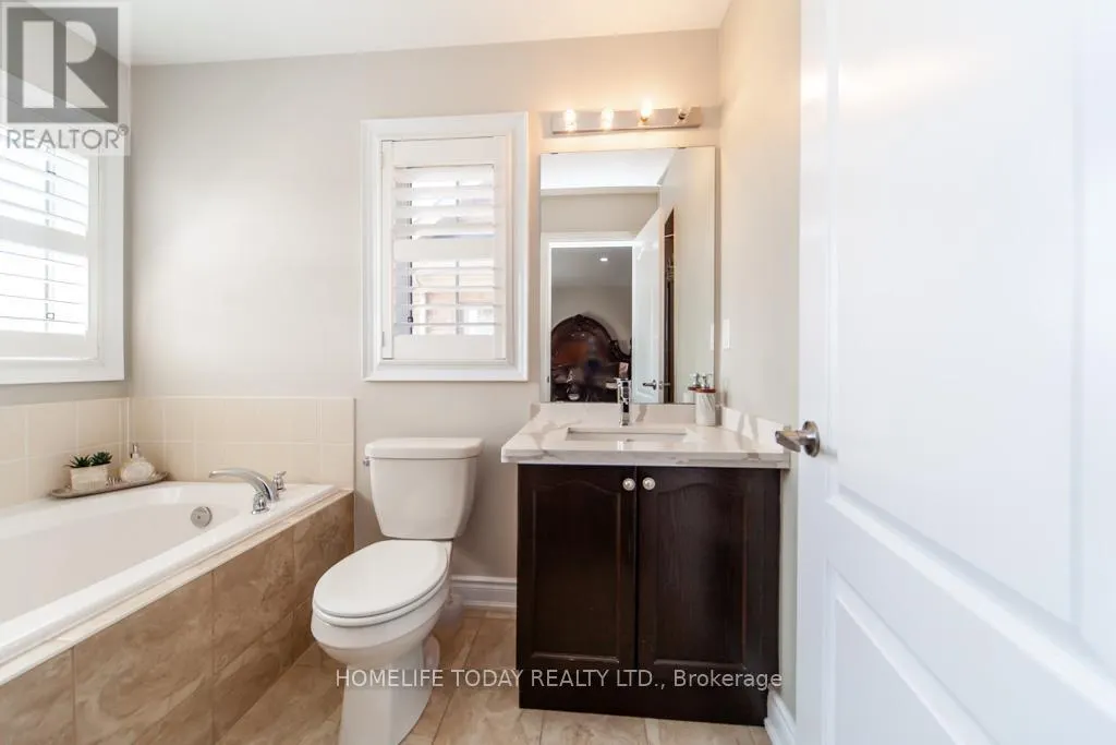 238 WARDLAW PLACE