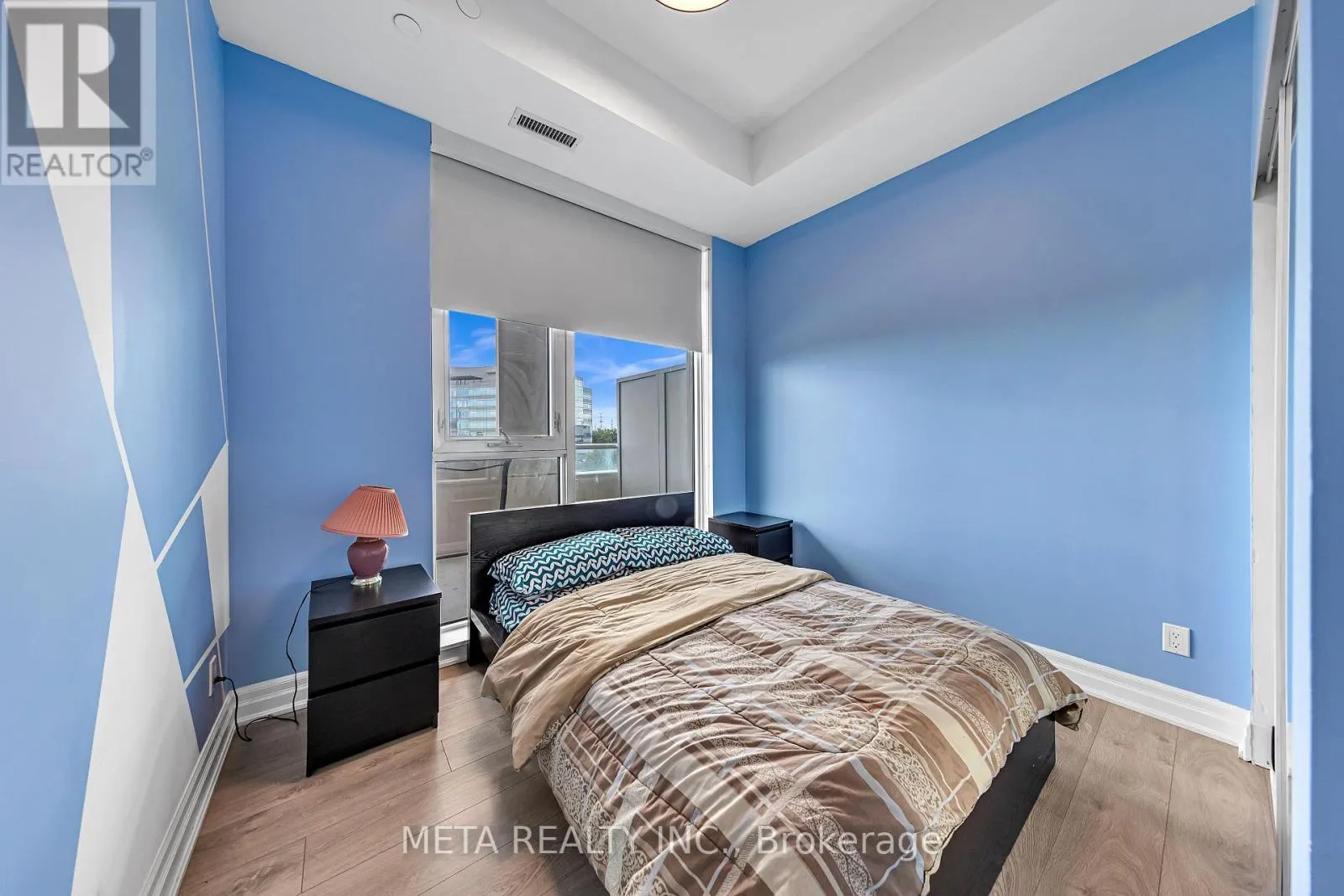 408 - 8 ROUGE VALLEY DRIVE W