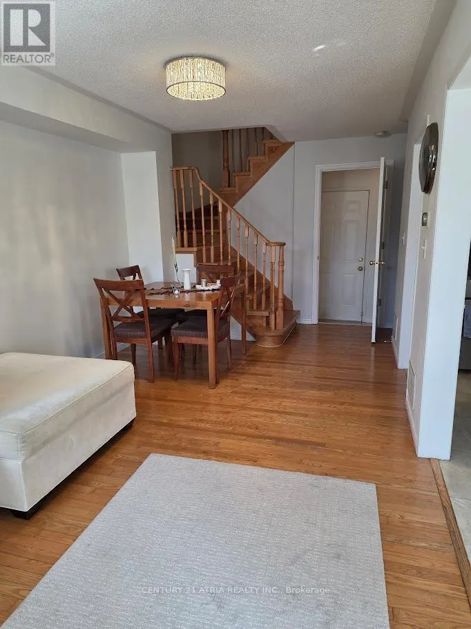 25 LONG POINT DRIVE E